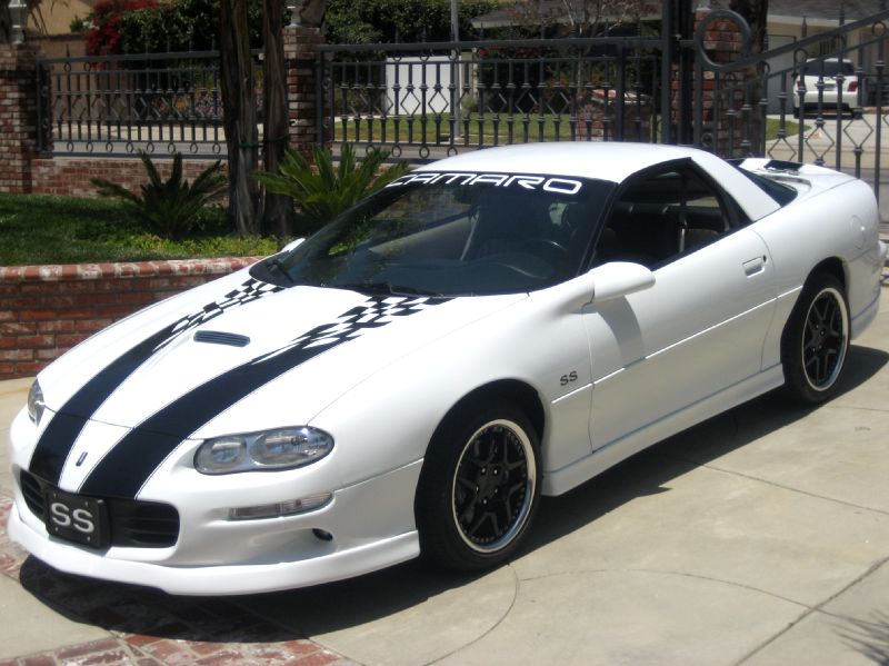 2001ssz28whitewithblackdecals/10.JPG