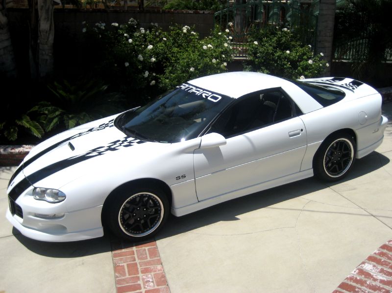2001ssz28whitewithblackdecals/10.JPG