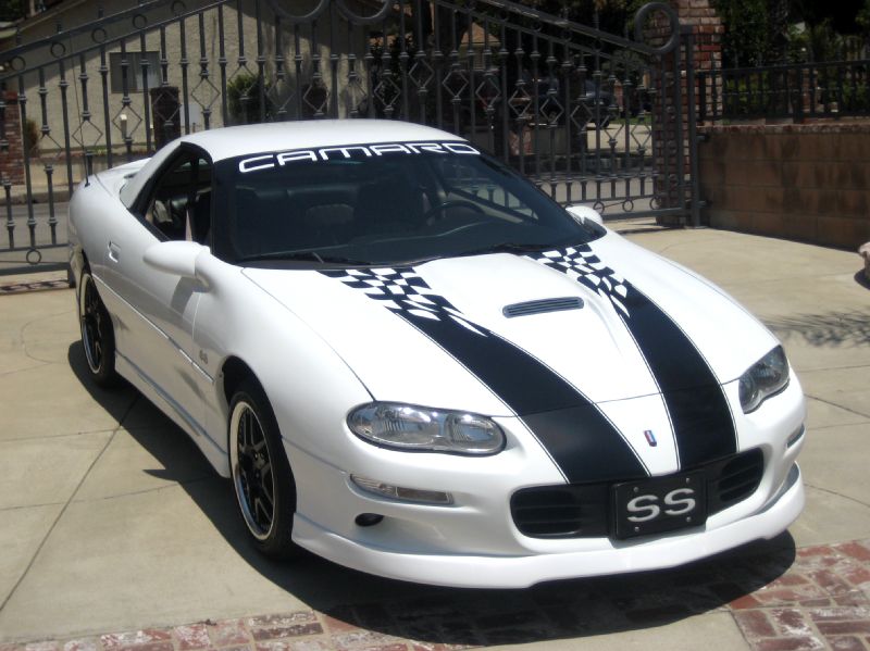 2001ssz28whitewithblackdecals/30.JPG