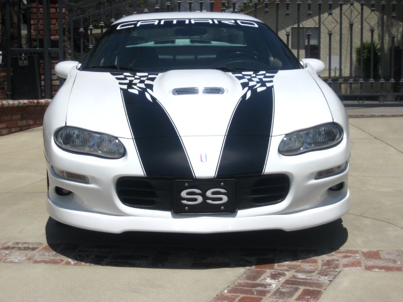 2001ssz28whitewithblackdecals/30.JPG