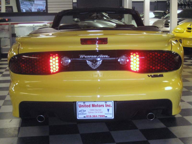 2002COLLECTORWS6TRANSAM6SPEEDCONVERTIBLE/20.JPG