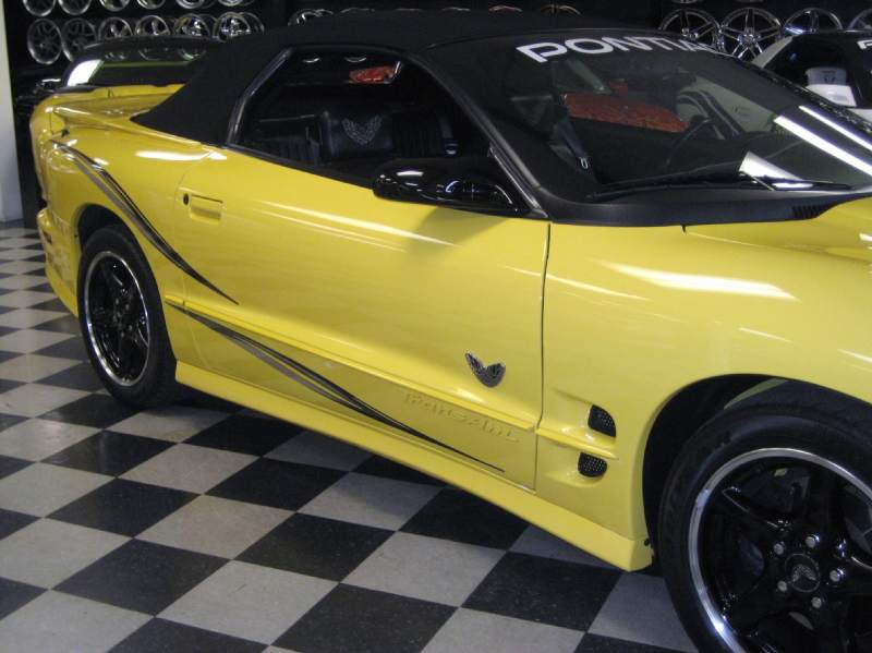 2002COLLECTORWS6TRANSAM6SPEEDCONVERTIBLE/40.JPG