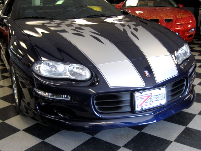 41602bluehardtopz28autosilverstripes/30.JPG