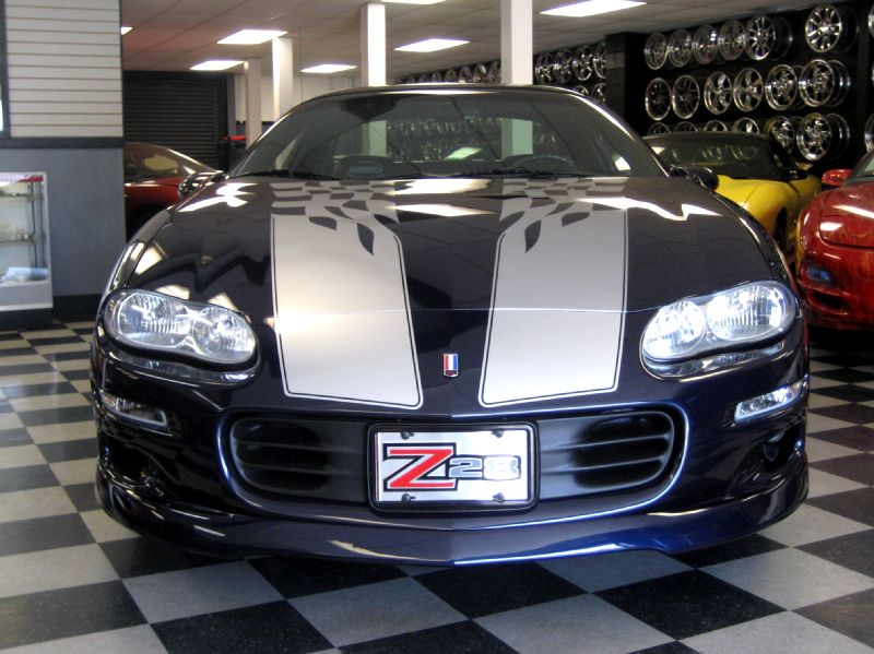 41602bluehardtopz28autosilverstripes/30.JPG