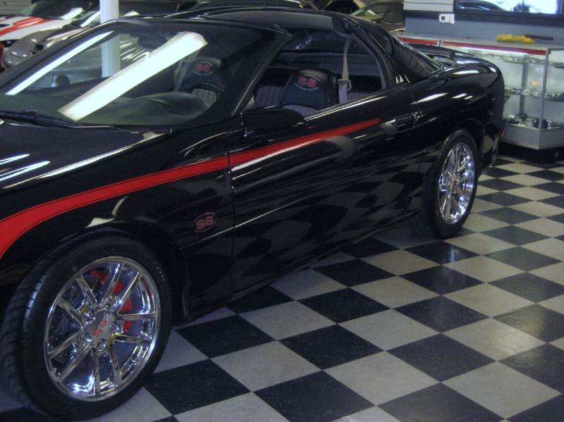 482blackwithredhokystripes2002ssttop6speed/20.JPG