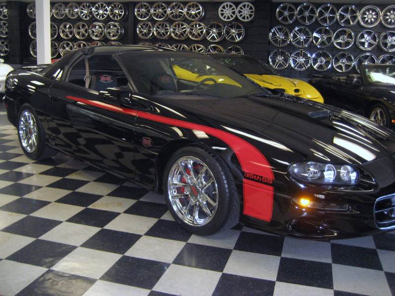 482blackwithredhokystripes2002ssttop6speed/40.JPG