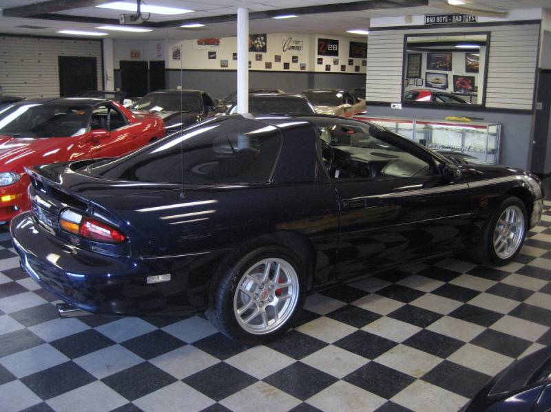 485blue2001ssttop6speed345hp/27.JPG