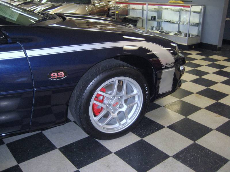 485blue2001ssttop6speed345hp/27.JPG